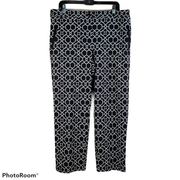 Chico's Pants - Chico’s Zenergy Lattice Crop Pants Sz 2.5 (XL/14)